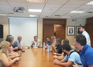 Άκαρπη η συνάντηση της Α.Δ.Ε.Δ.Υ. με τον κ. Τσακαλώτο για τον 13ο – 14ο μισθό και για τα Β.Α.Ε. Συνάντηση ΑΔΕΔΥ - Τσακαλώτου