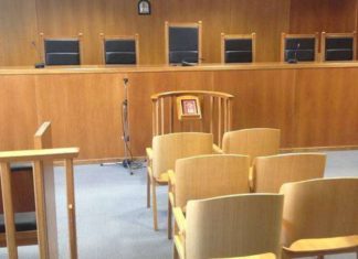 ΣΕΡΡΕΣ: Ποινή φυλάκισης 14 μηνών για την επίθεση σε εφοριακούς
