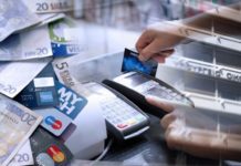 Ηλεκτρονικές δαπάνες: Πρεμιέρα για το νέο καθεστώς – Τι αλλάζει στις e-αποδείξεις