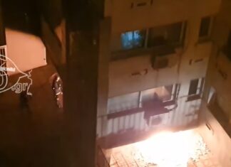 Επίθεση με γκαζάκια στο κτίριο όπου στεγαζόταν η ΣΤ’ ΔΟΥ ΘΕΣ/ΝΙΚΗΣ (ΒΙΝΤΕΟ)