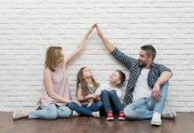 Δημόσιο: Άδειες ανατροφής τέκνων – Διευκρινίσεις ΥΠ. ΕΣΩΤΕΡΙΚΩΝ
